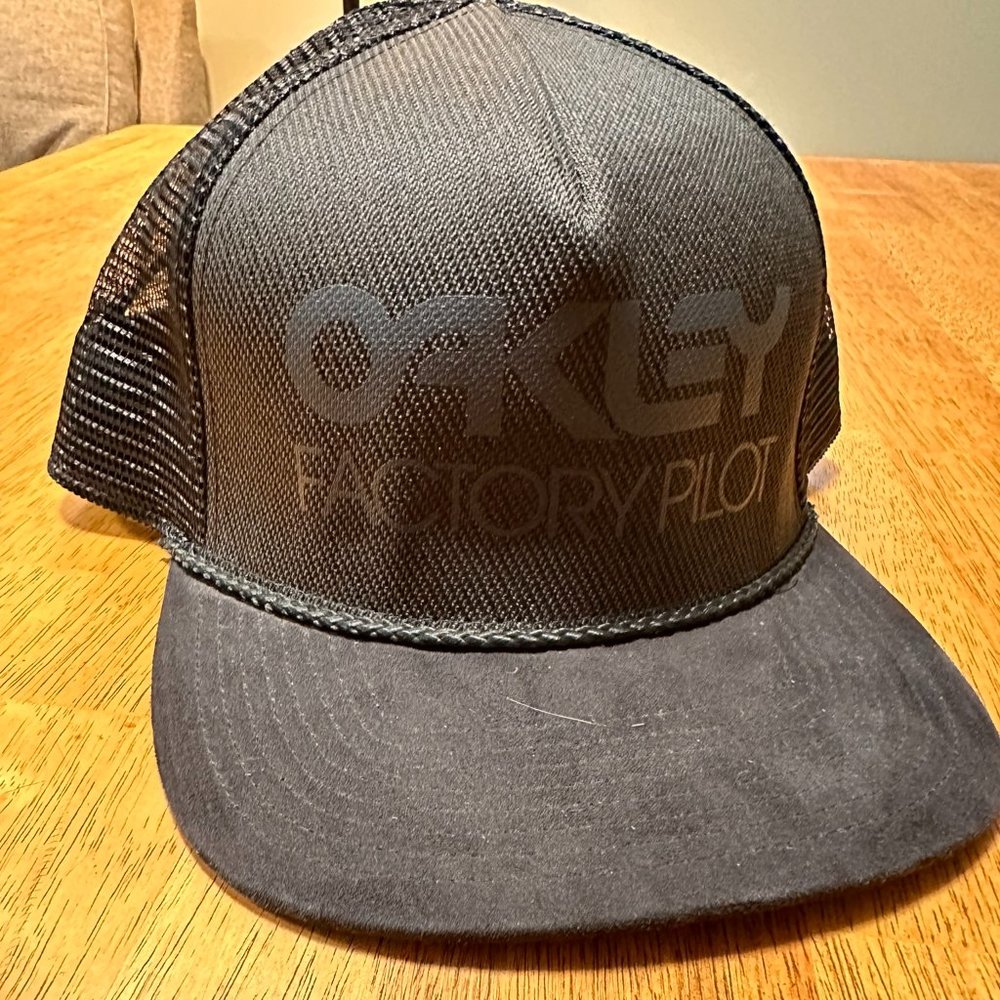 Oakley Snapback Rope Hat